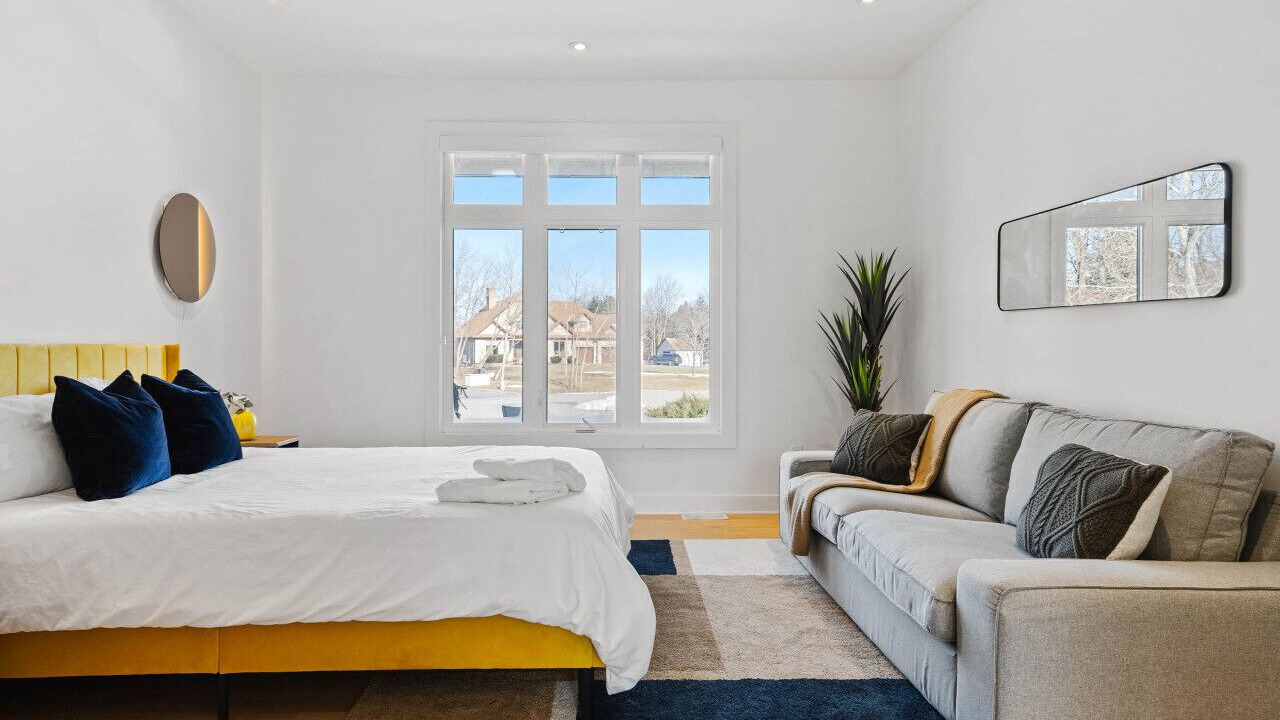Photo of Bedroom in Ottawa Division