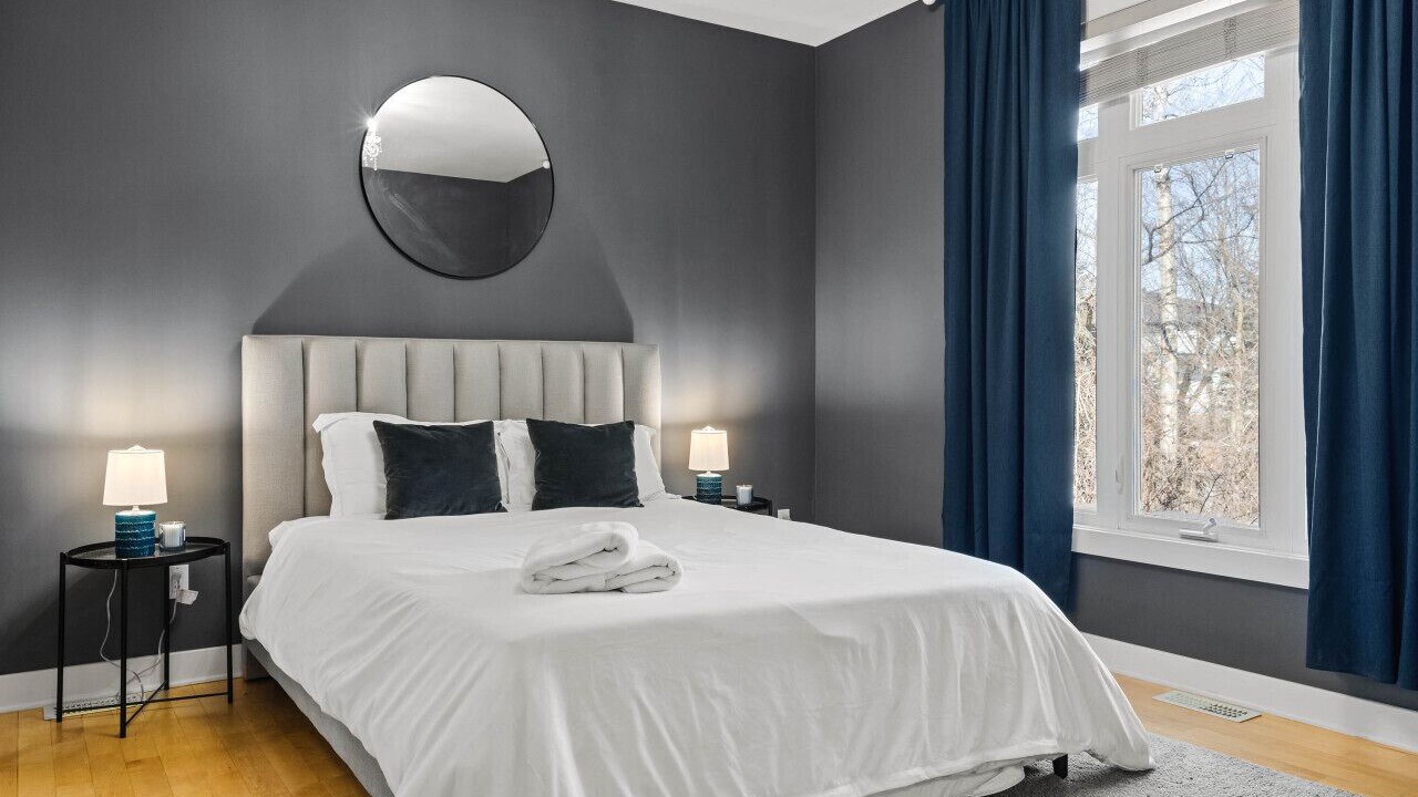 Photo of Bedroom in Ottawa Division