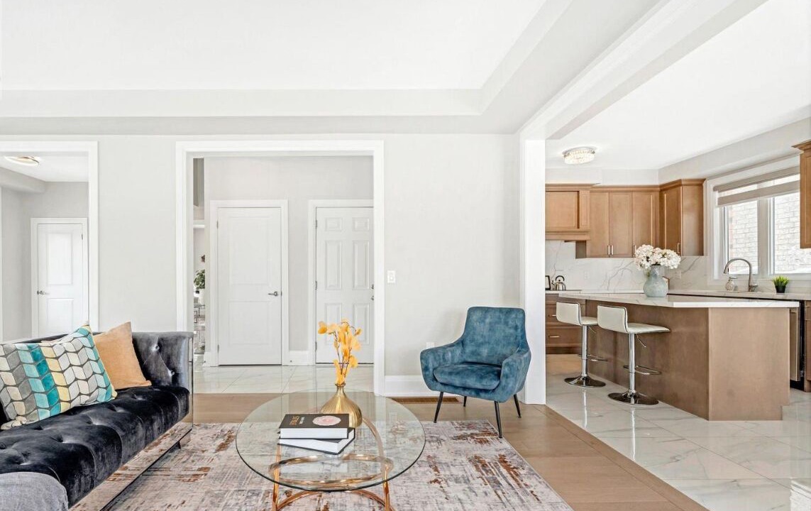 Photo of Livingroom in Brampton