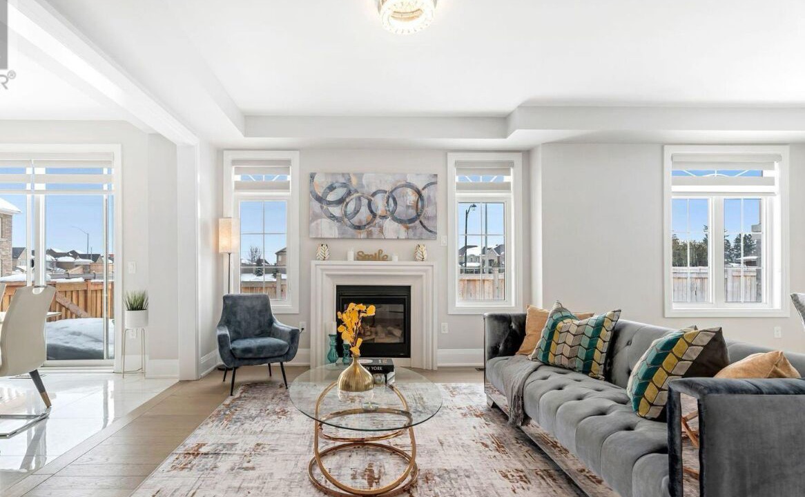 Photo of Livingroom in Brampton