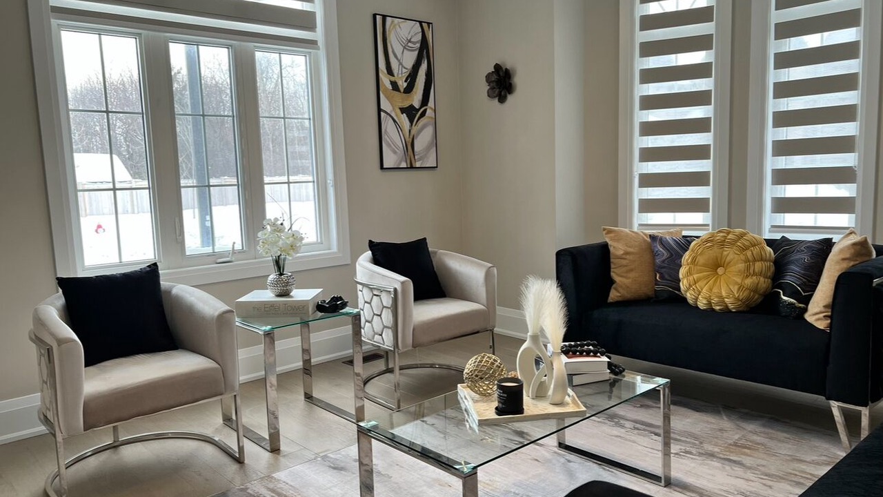 Photo of Livingroom in Brampton