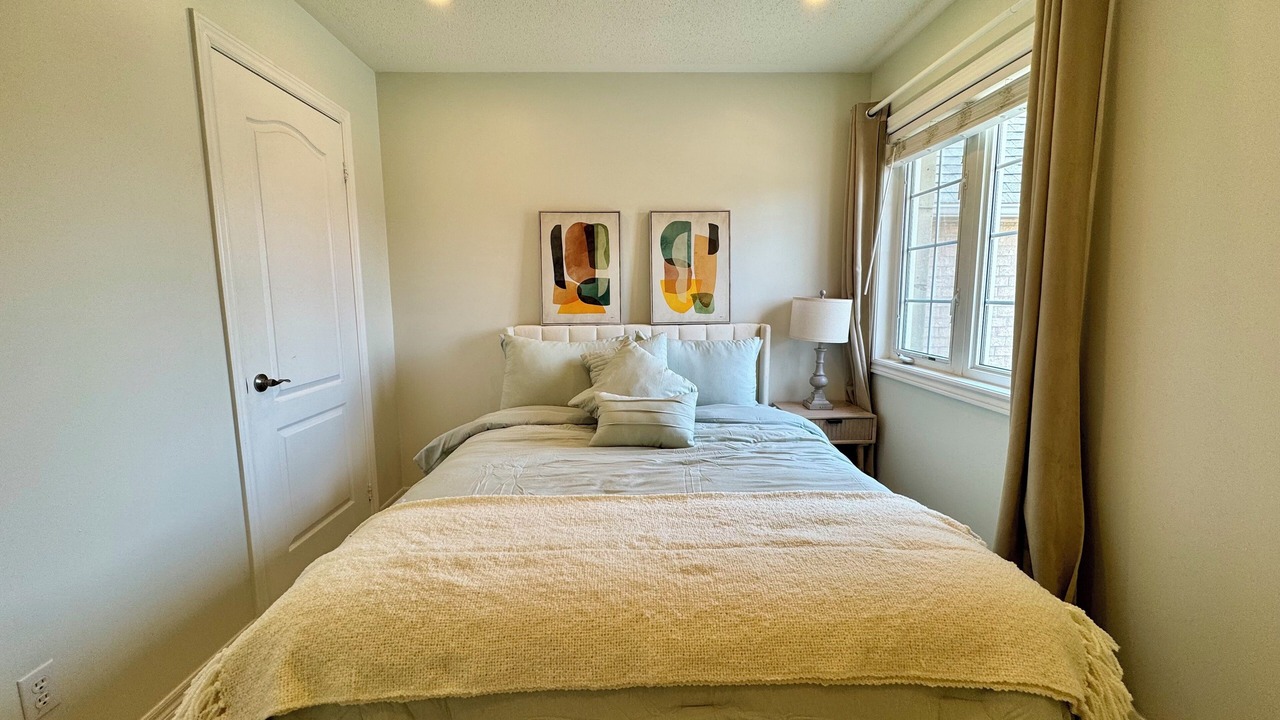 Photo of Bedroom in Churchill Meadows