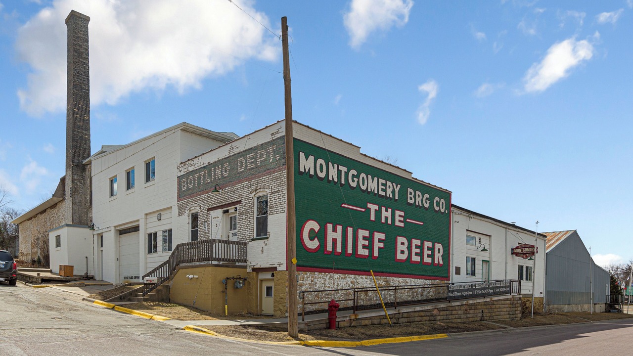 Photo of Others in Montgomery