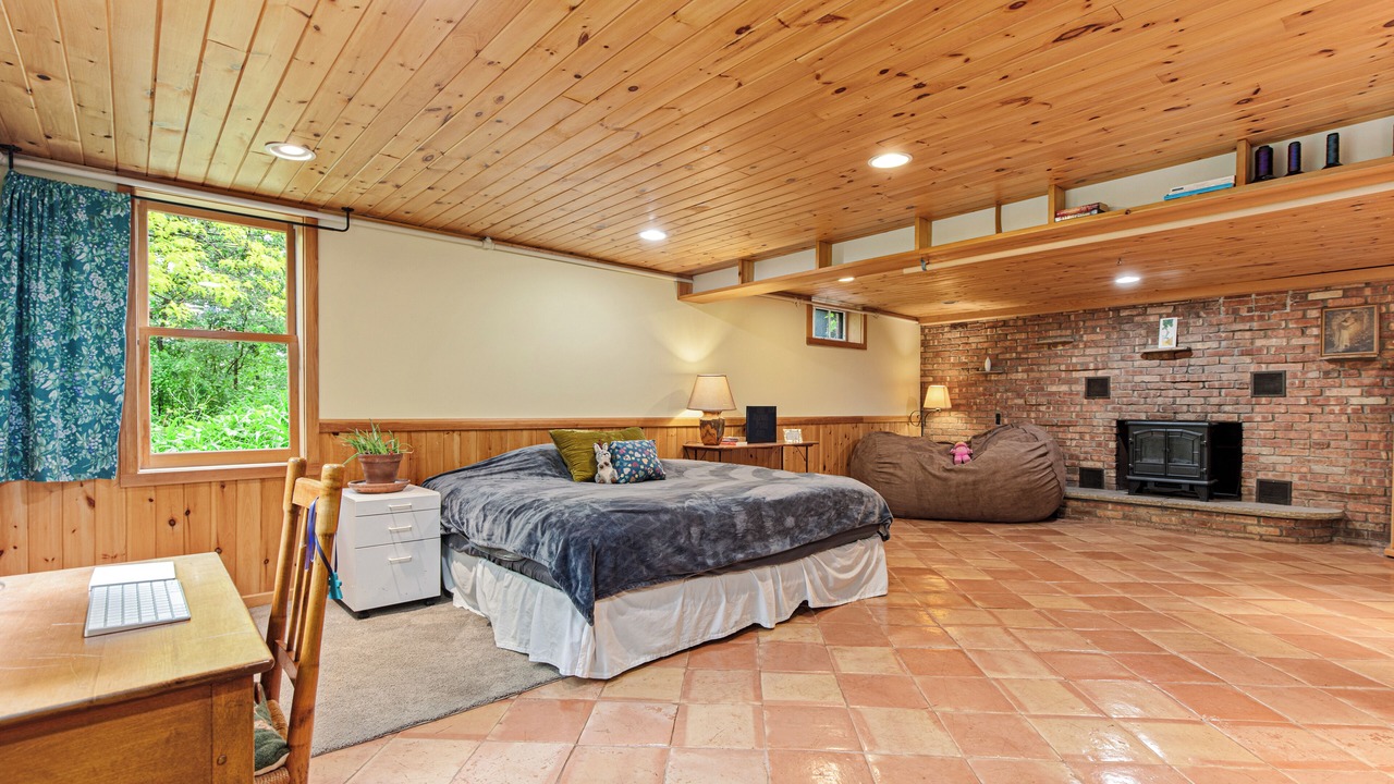 Photo of Bedroom in Plymouth