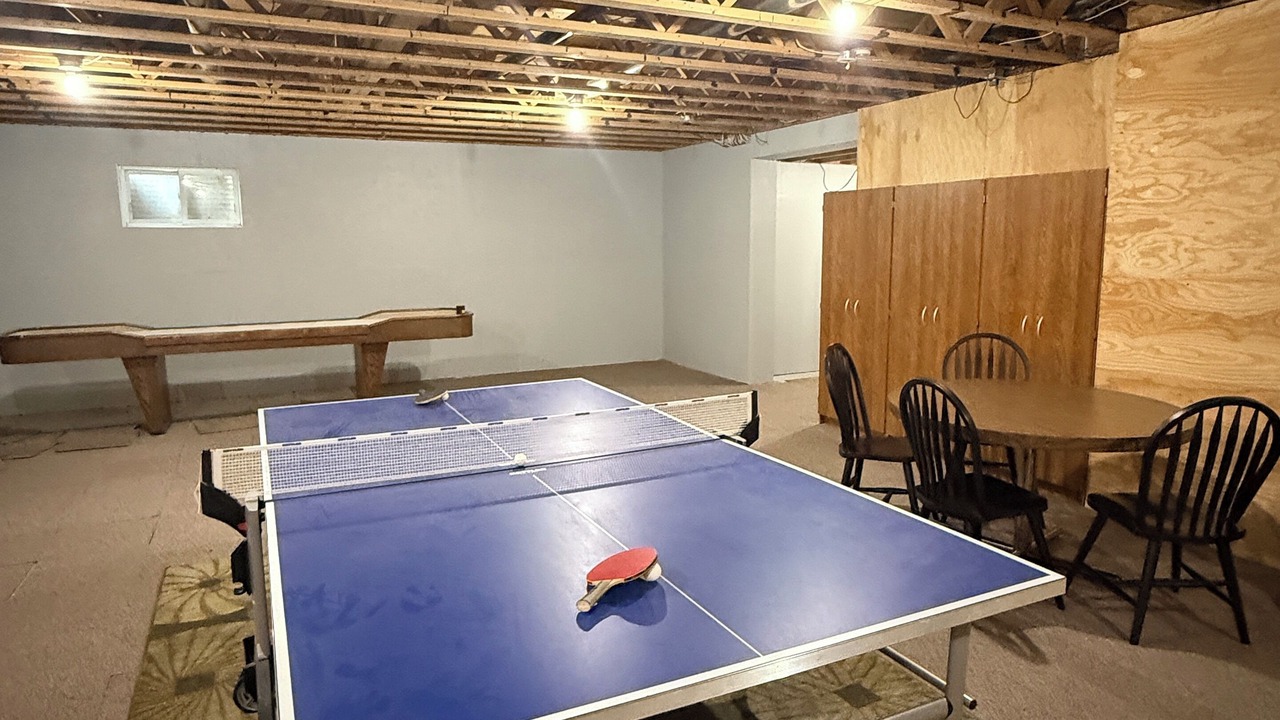 Photo of Bedroom in Elizabethtown-Kitley