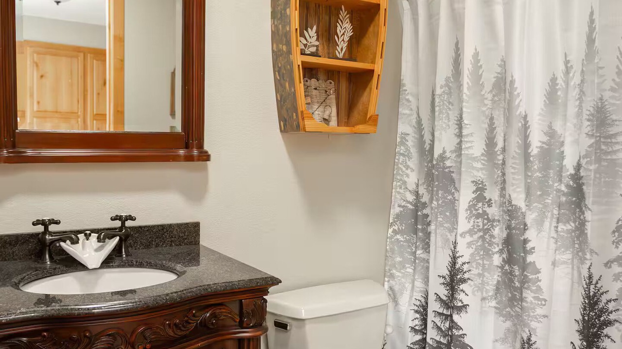 Photo of Bathroom in Mora