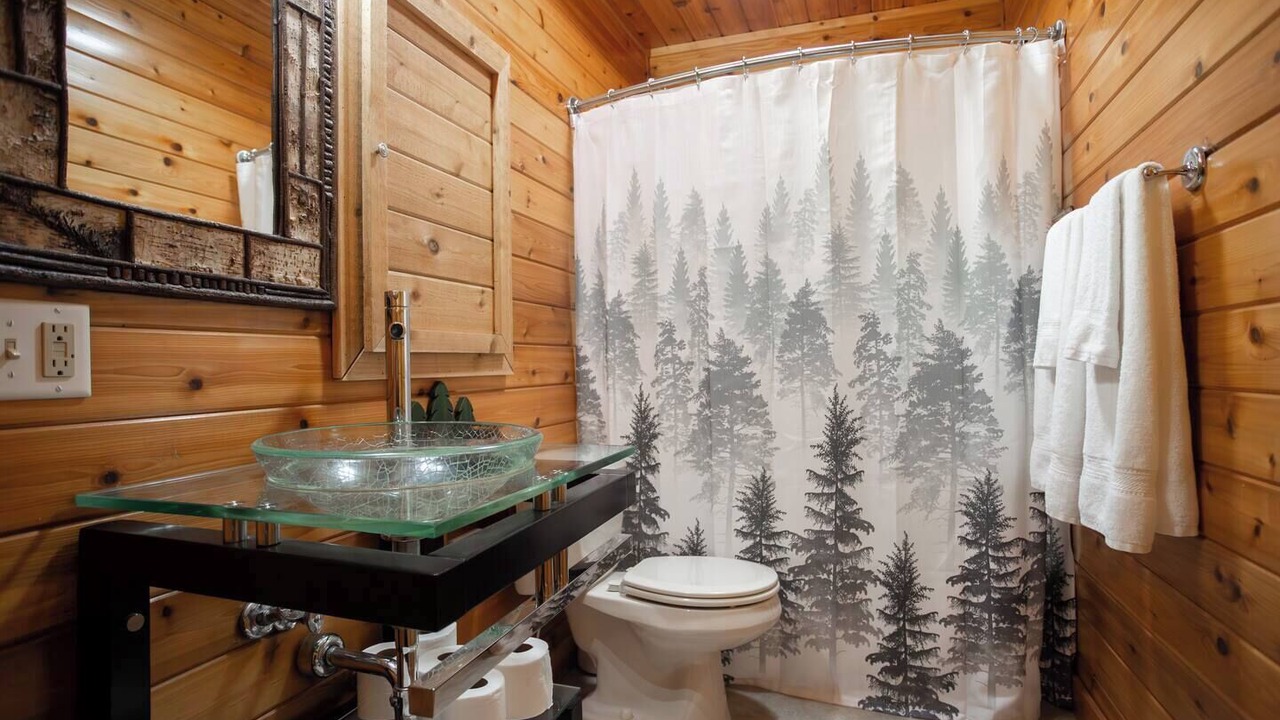Photo of Bathroom in Mora