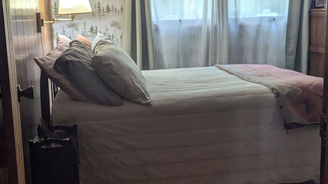 Photo of Bedroom in Sturgeon Lake