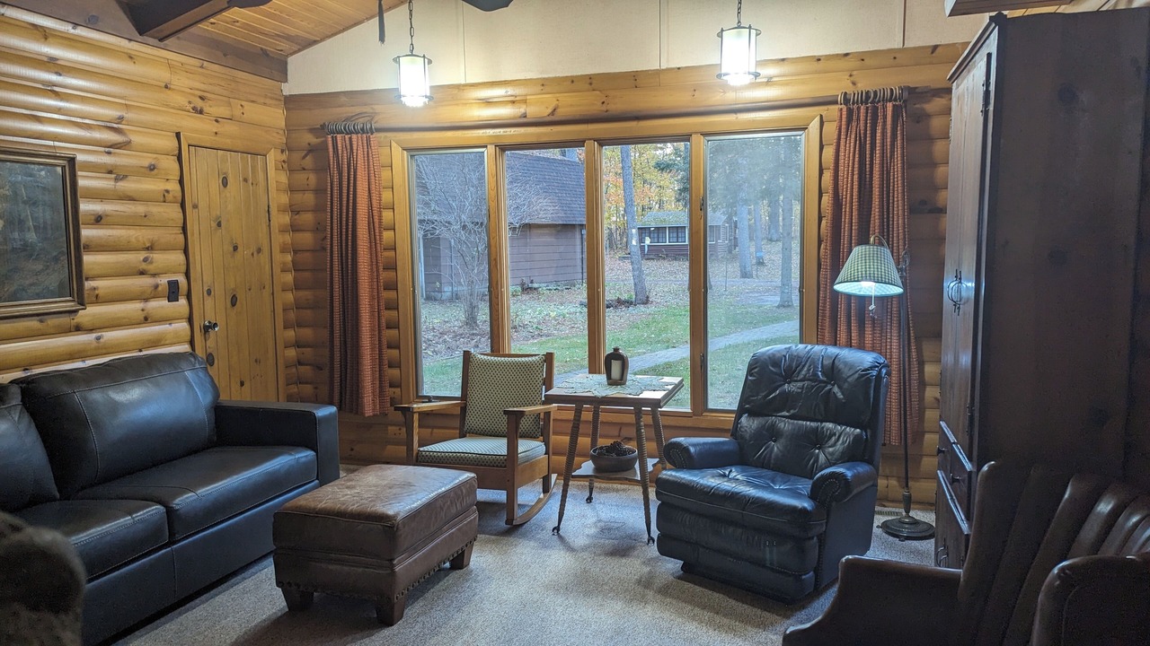 Photo of Livingroom in Sturgeon Lake