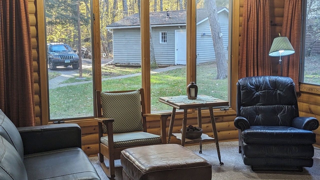 Photo of Livingroom in Sturgeon Lake