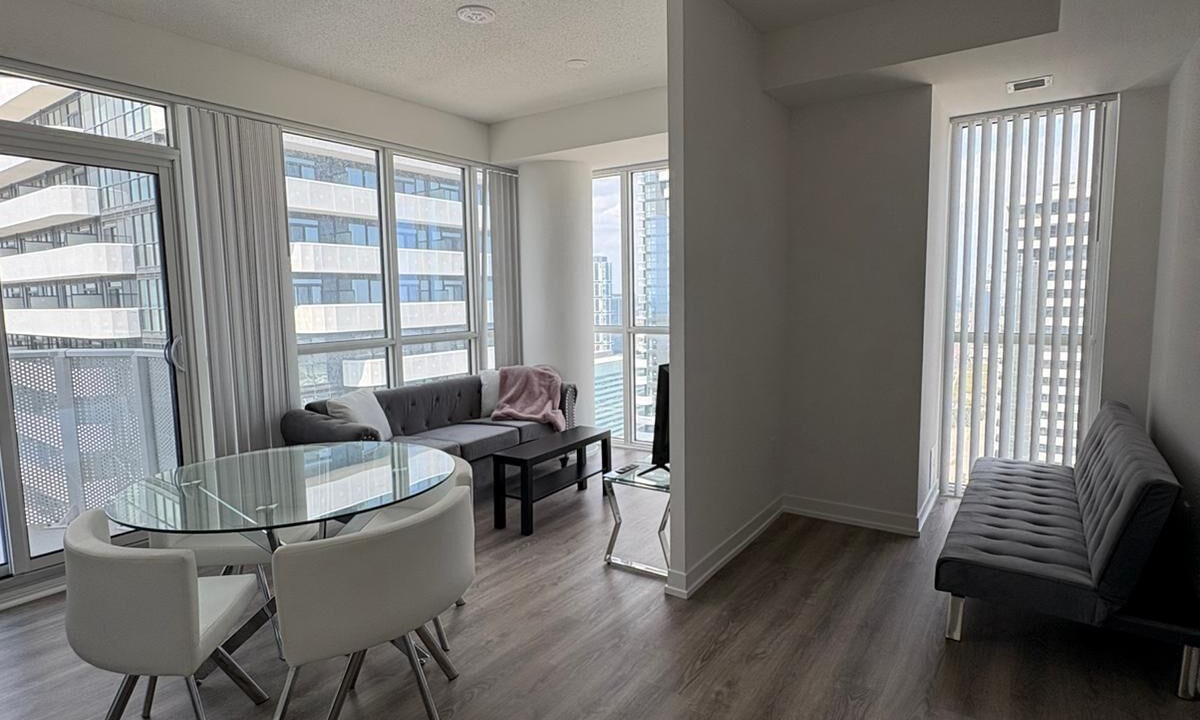 Photo of Livingroom in Vaughan