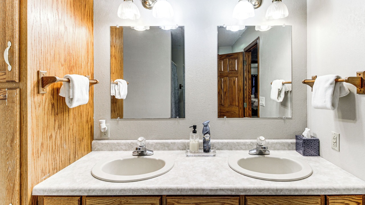 Photo of Bathroom in Onamia