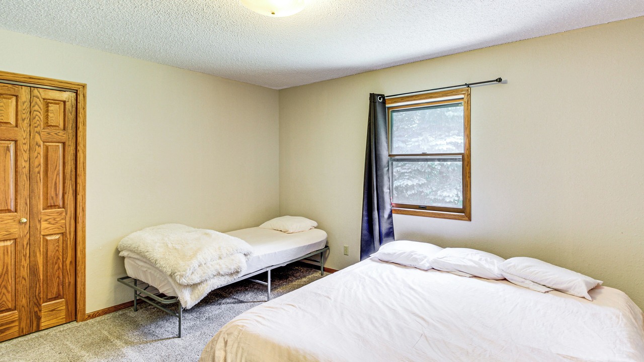 Photo of Bedroom in Onamia
