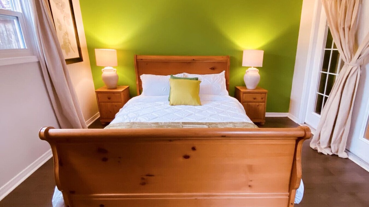 Photo of Bedroom in Inner Harbour