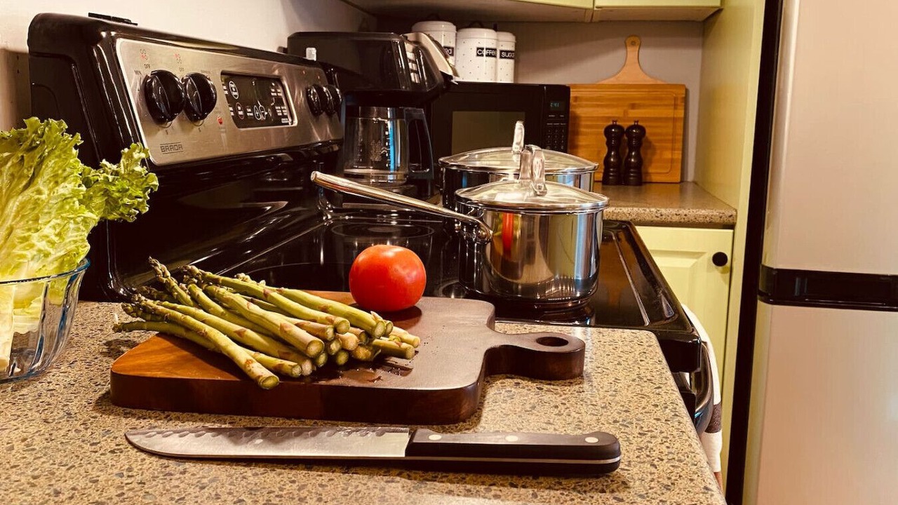 Photo of Kitchen in Inner Harbour