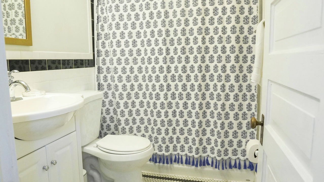 Photo of Bathroom in Summit - University
