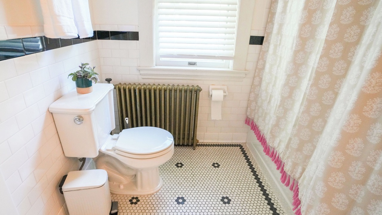 Photo of Bathroom in Summit - University