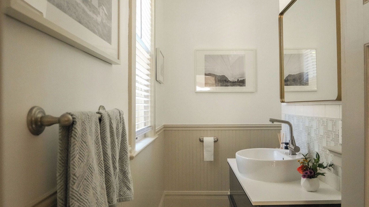 Photo of Bathroom in Summit - University