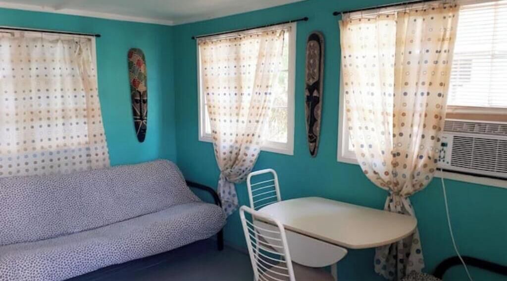 Photo of Livingroom in Grand Bend