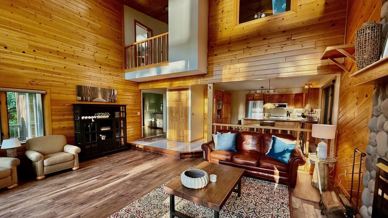 Photo of Bedroom in Crosslake