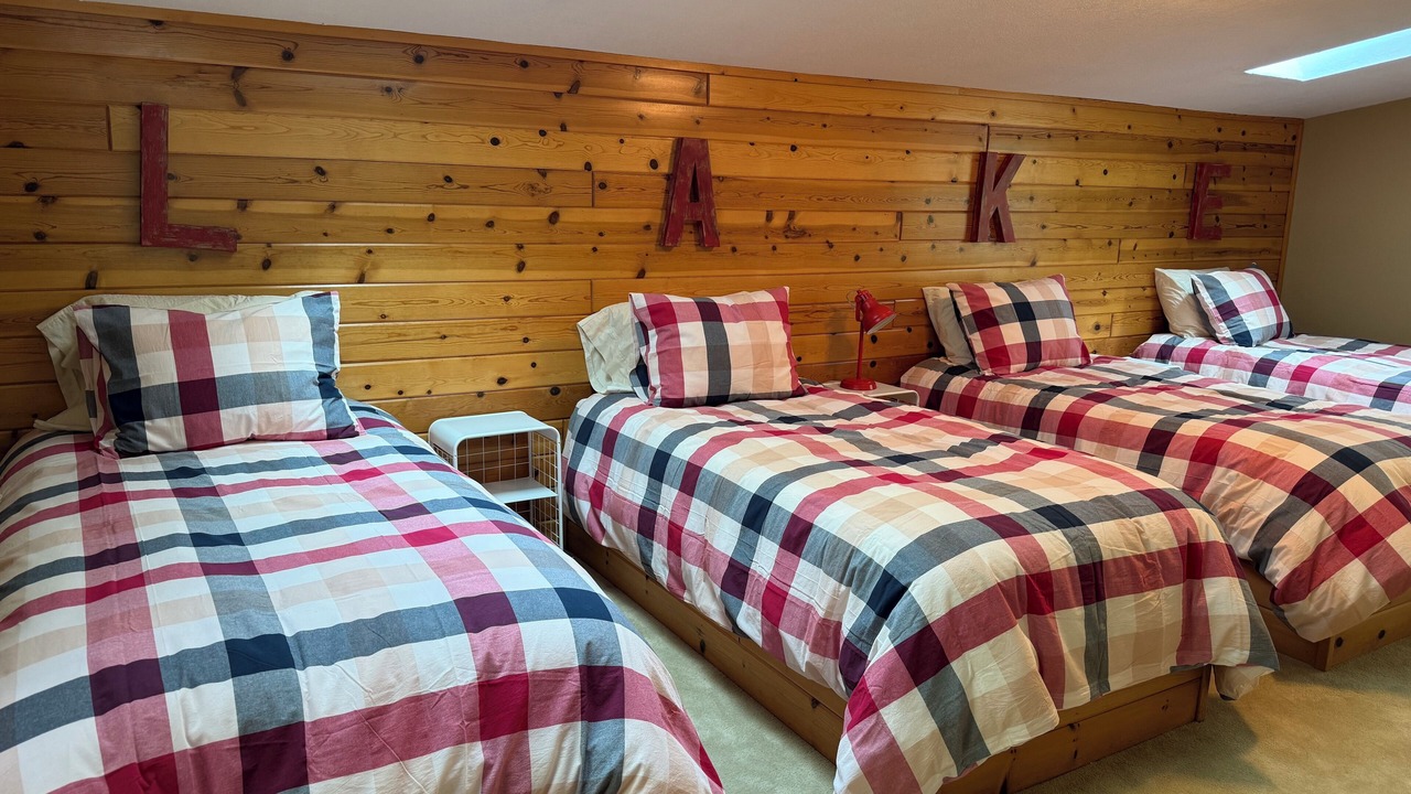 Photo of Bedroom in Crosslake