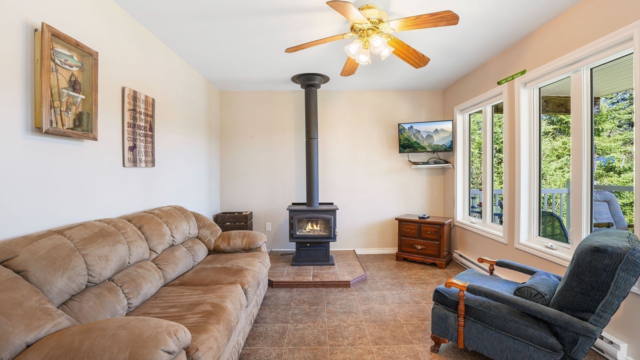 Photo of Livingroom in Faraday