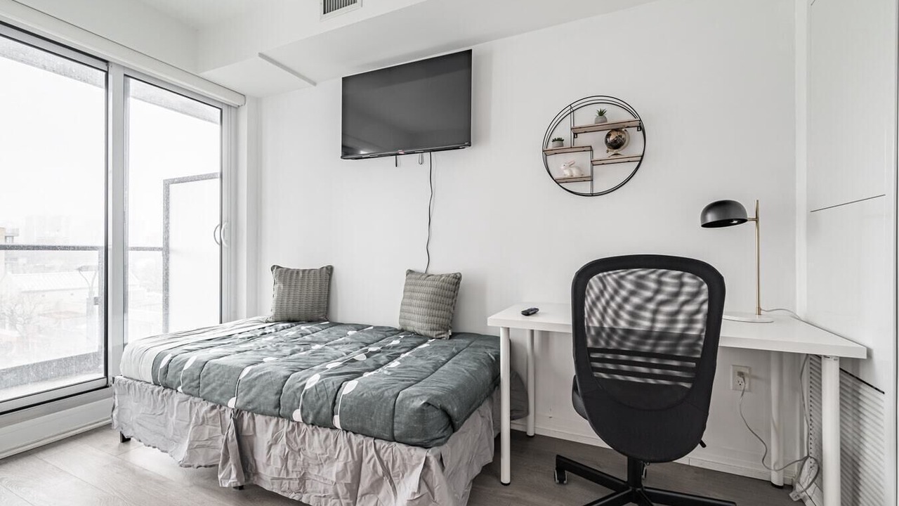 Photo of Bedroom in Garden District