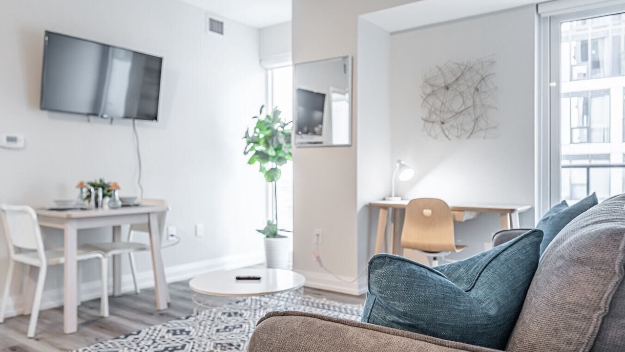 Photo of Livingroom in Garden District