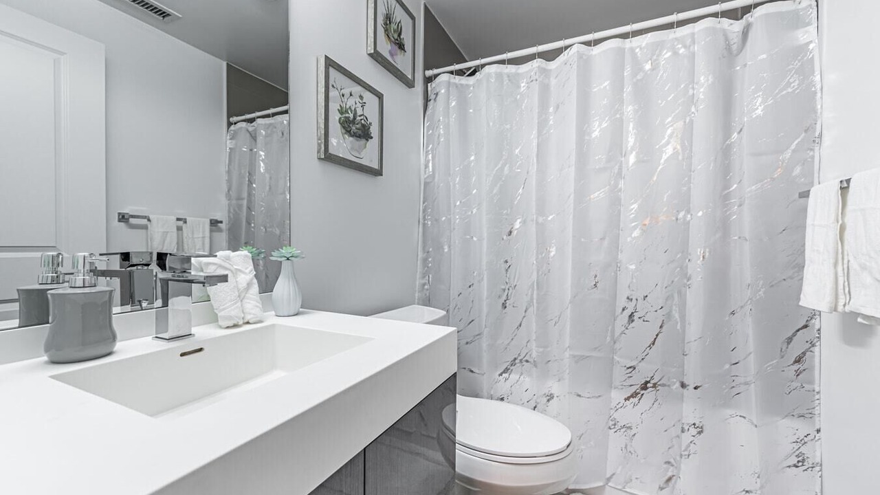 Photo of Bathroom in Garden District