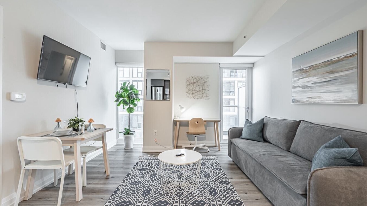 Photo of Livingroom in Garden District