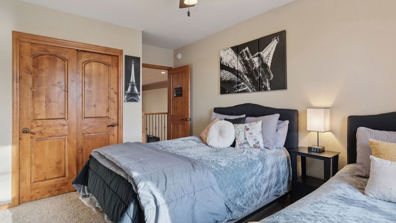 Photo of Bedroom in Montgomery