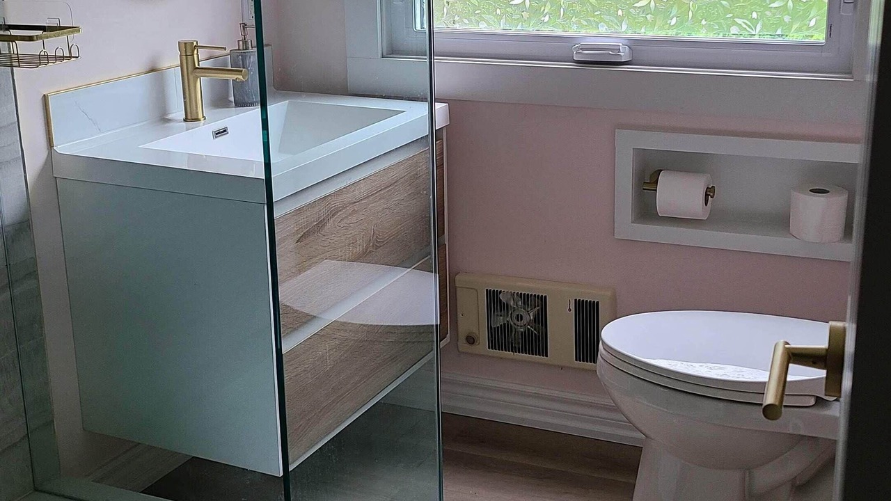 Photo of Bathroom in Bobcaygeon