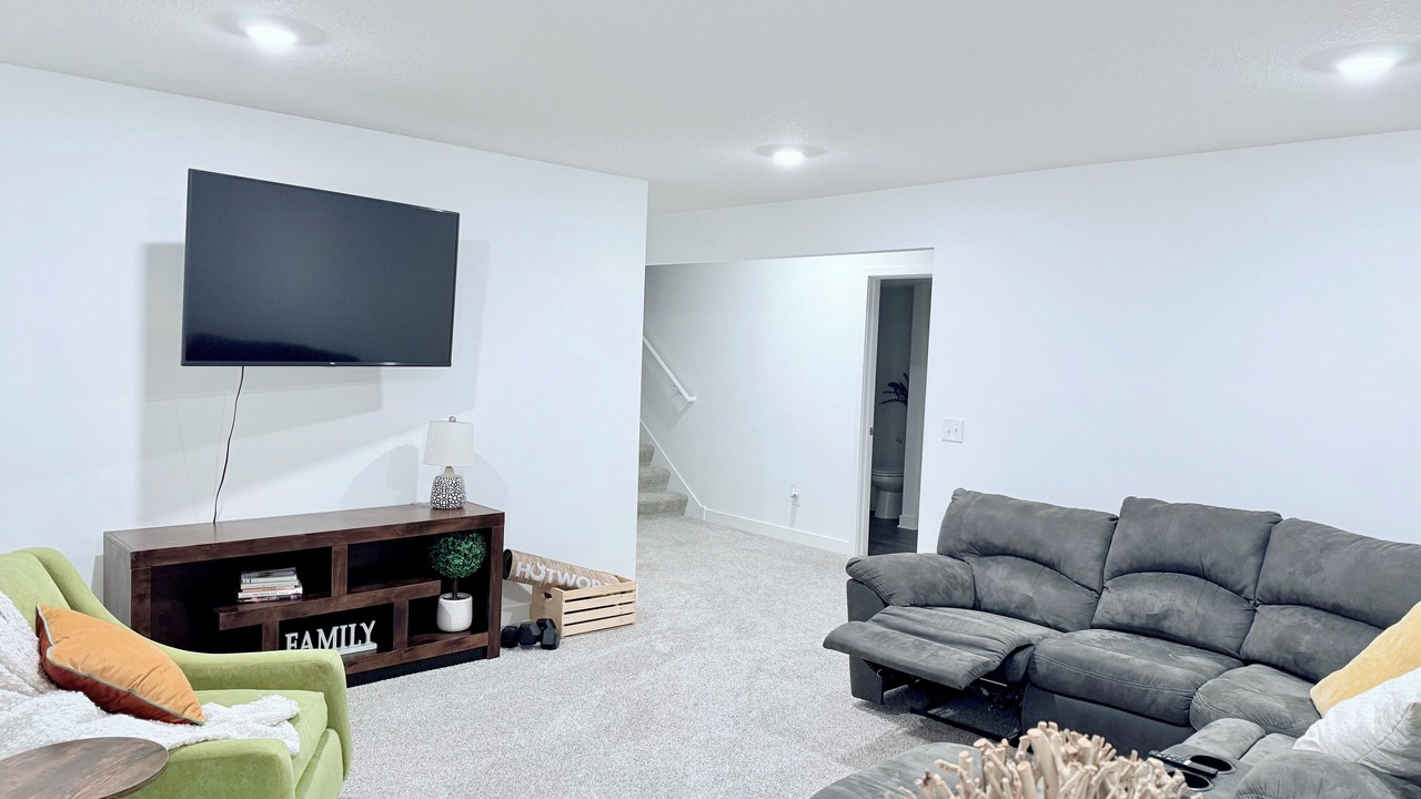 Photo of Bedroom in Lakeville