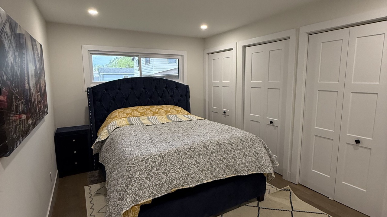 Photo of Bedroom in Long Point