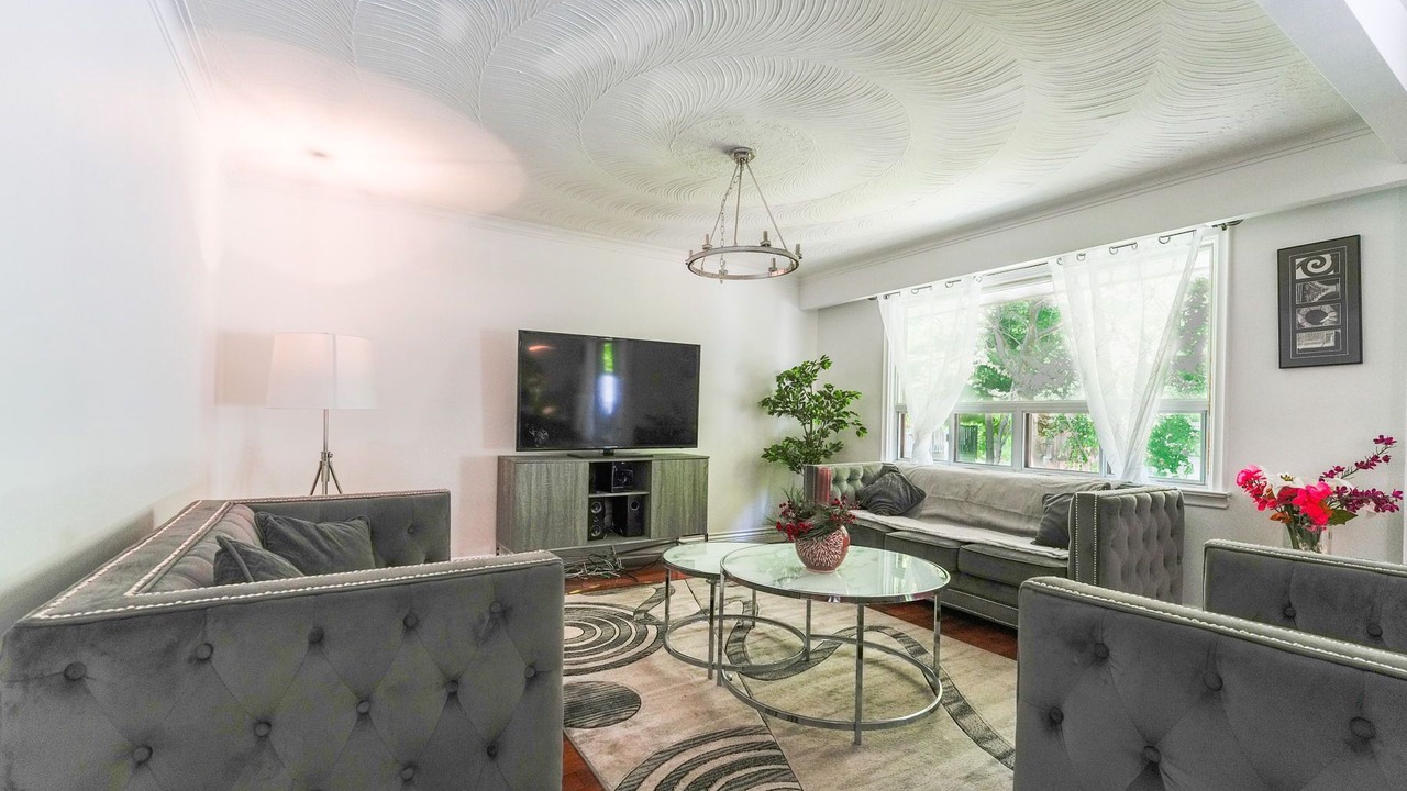 Photo of Livingroom in Scarborough