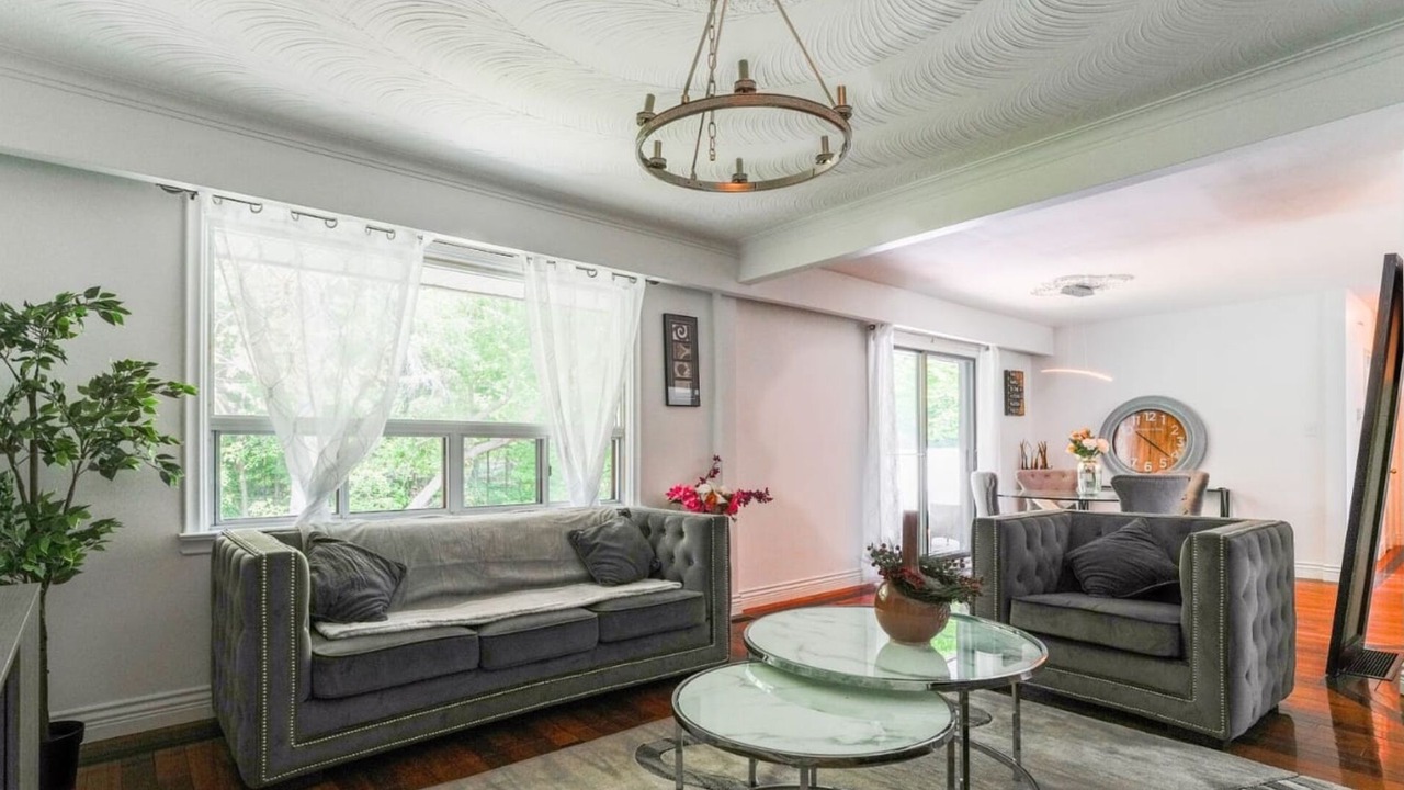 Photo of Livingroom in Scarborough
