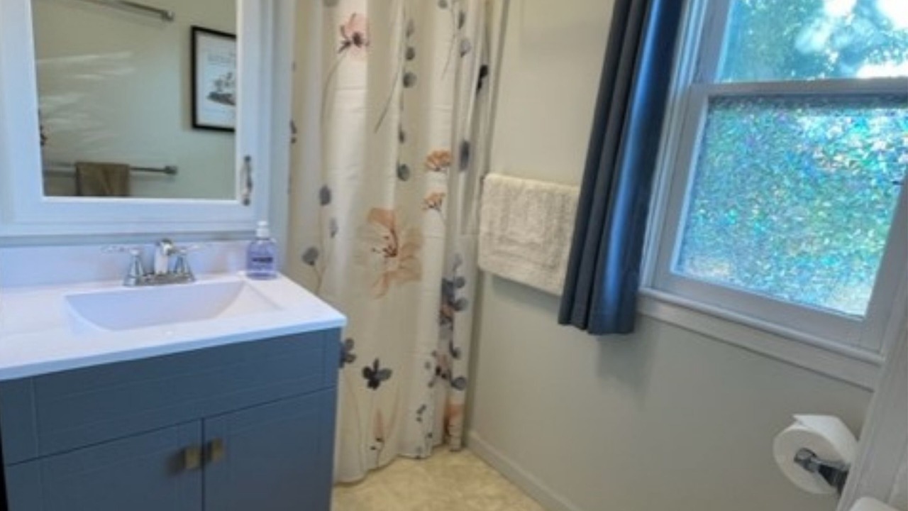 Photo of Bathroom in Anoka