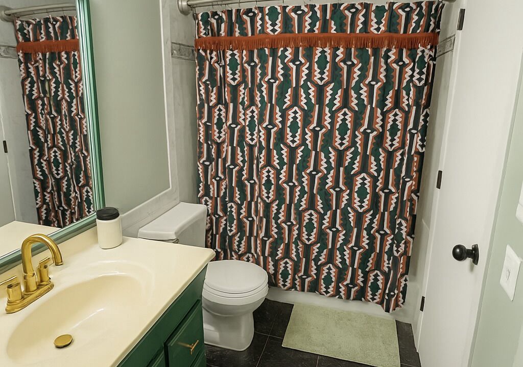 Photo of Bathroom in Maple Grove