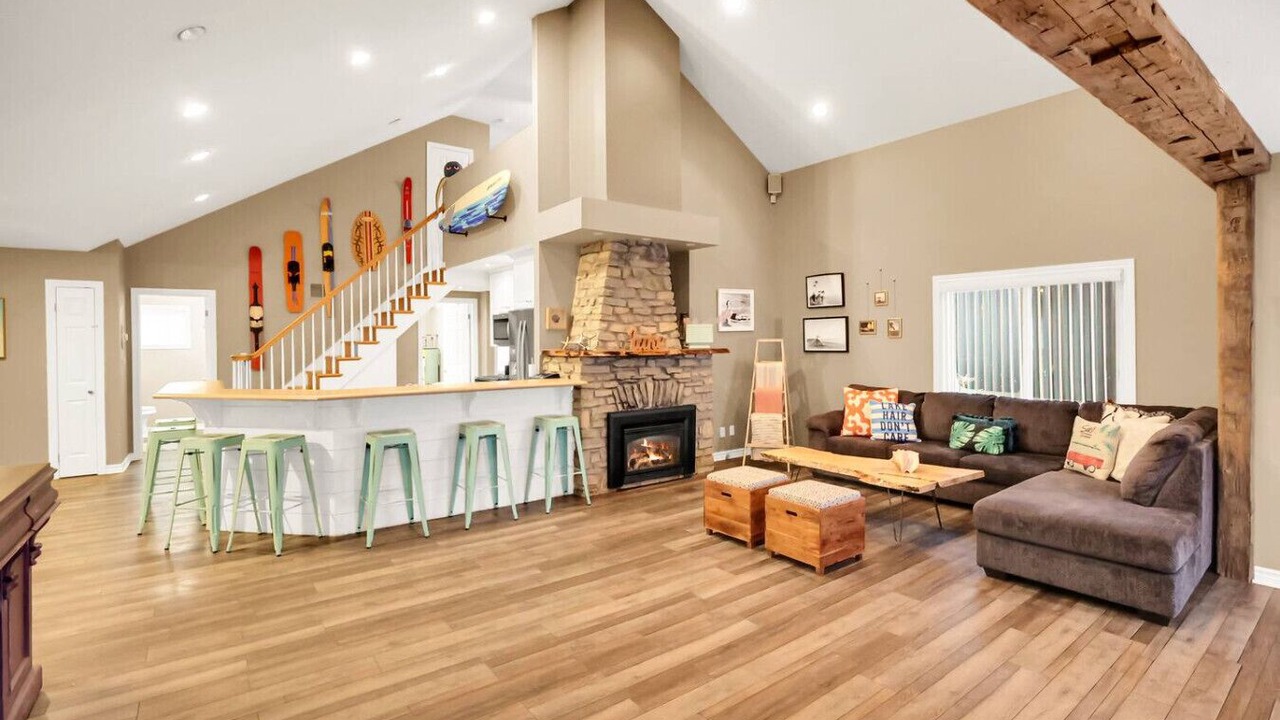 Photo of Livingroom in Crystal Beach