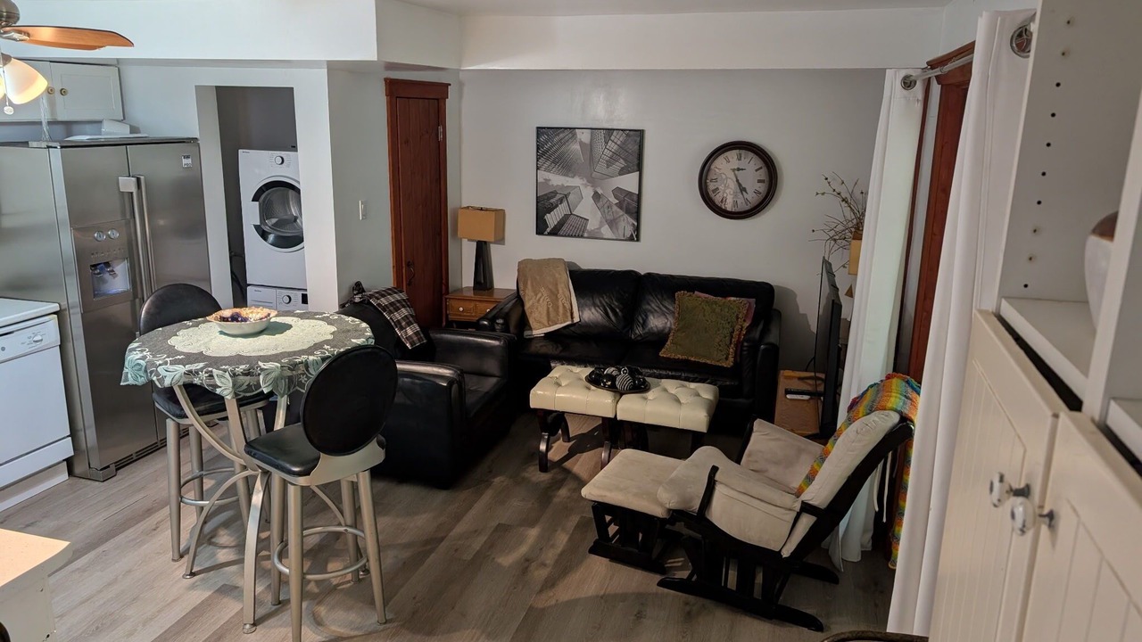 Photo of Livingroom in Port Stanley