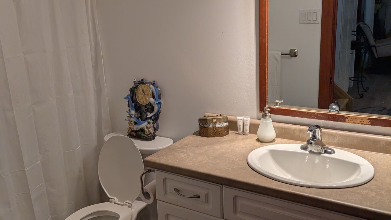Photo of Bathroom in Port Stanley
