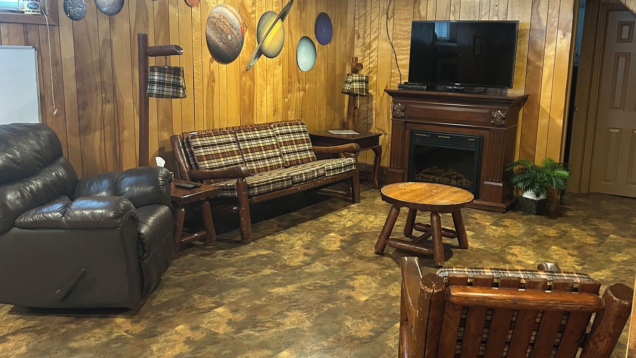 Photo of Livingroom in Iroquois Falls