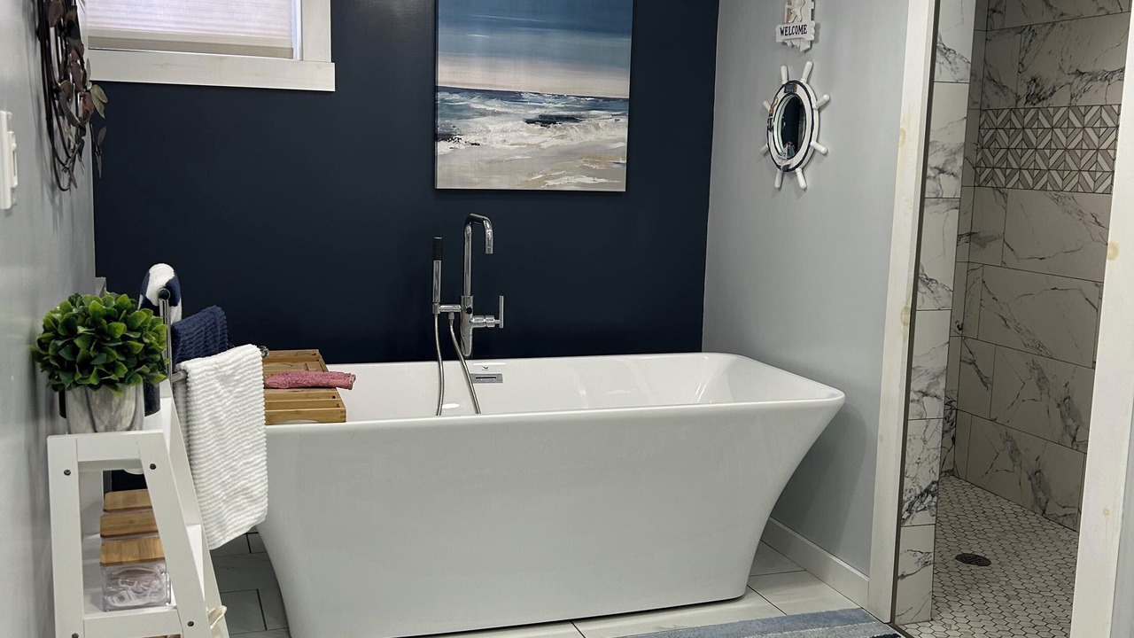 Photo of Bathroom in Iroquois Falls