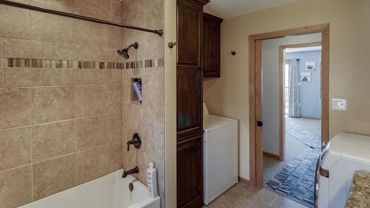 Photo of Bathroom in Brainerd