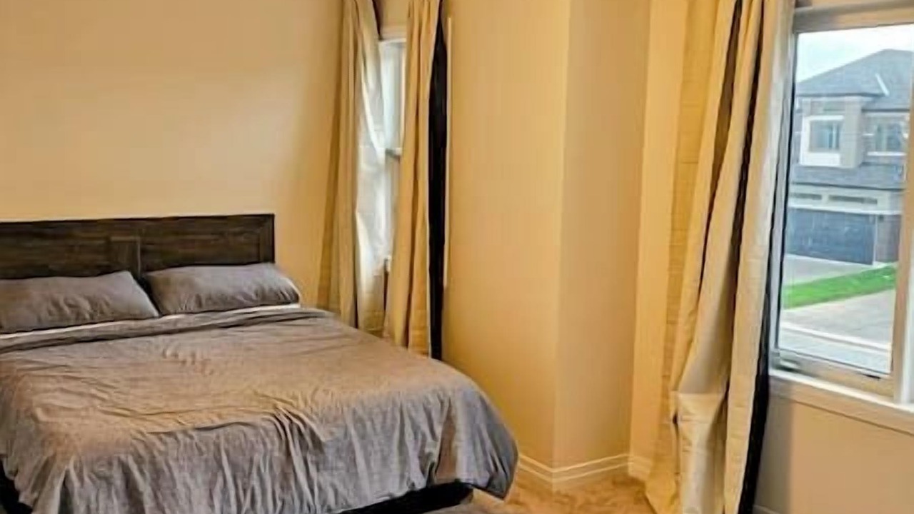 Photo of Bedroom in County of Brant