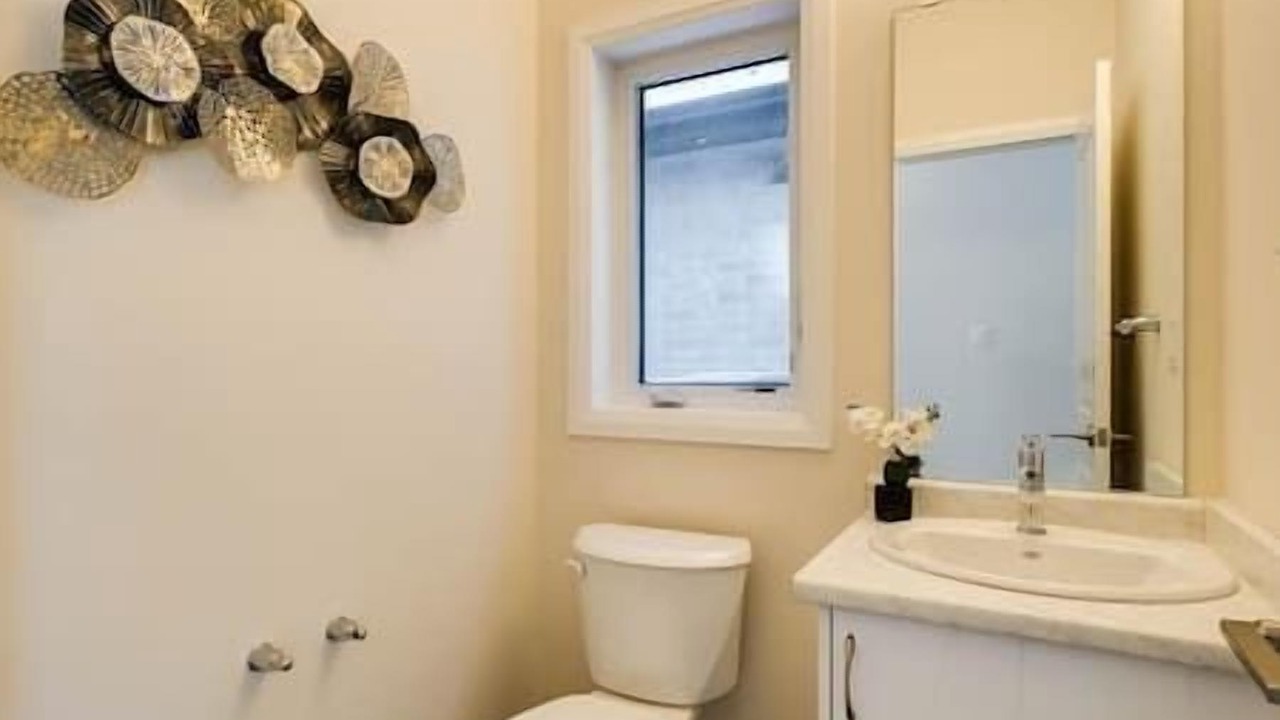 Photo of Bathroom in County of Brant
