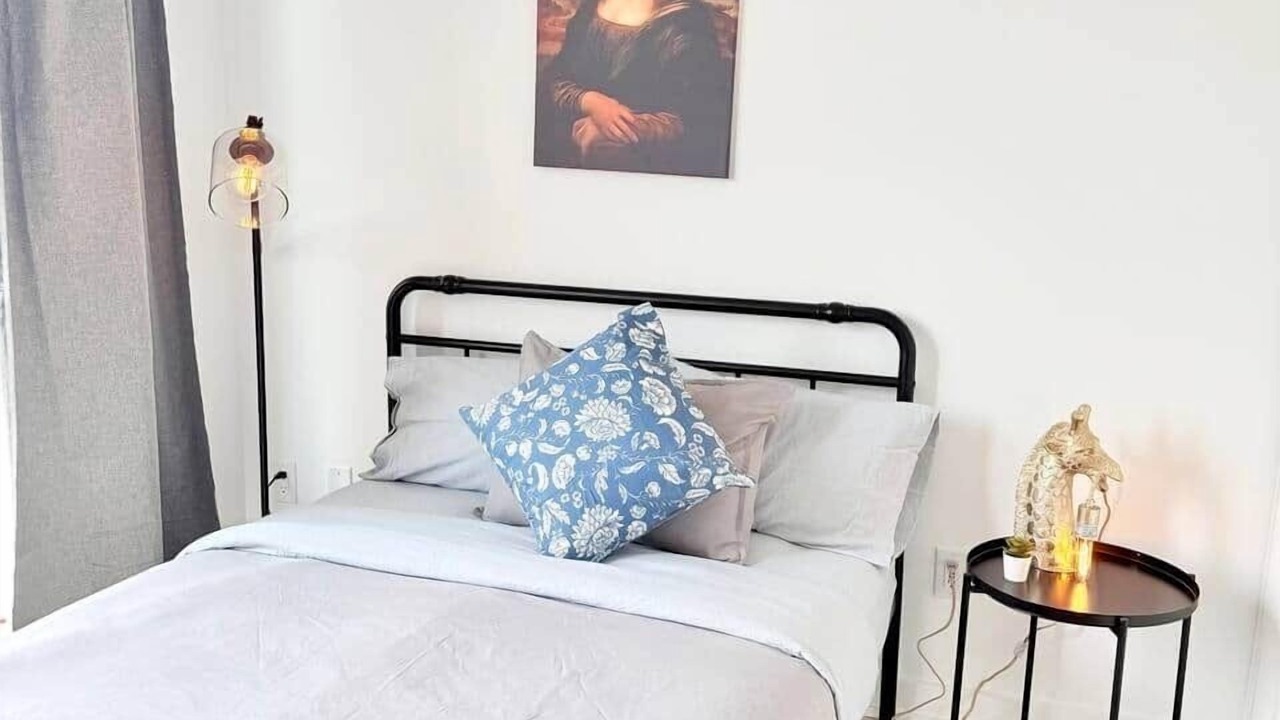 Photo of Bedroom in Port Credit