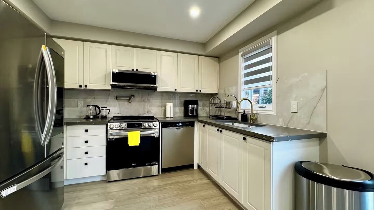 Photo of Kitchen in Ajax