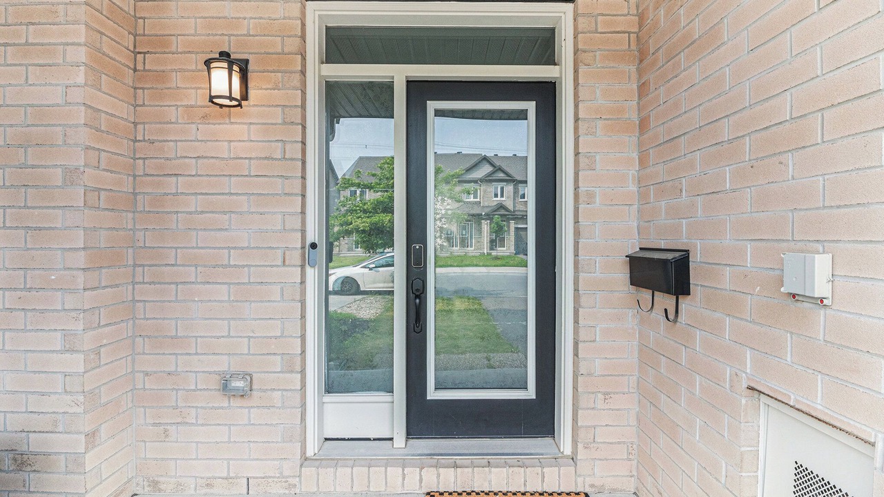 Photo of Outdoor in Ottawa Division