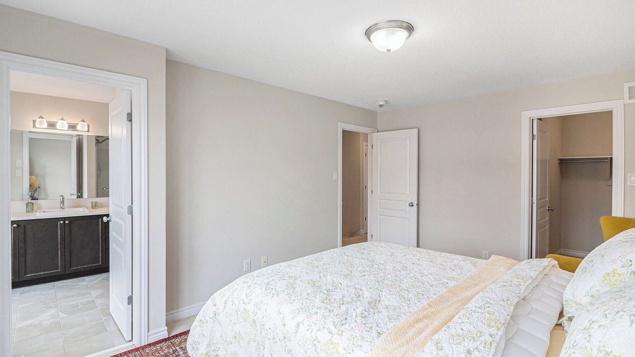 Photo of Bedroom in Ottawa Division